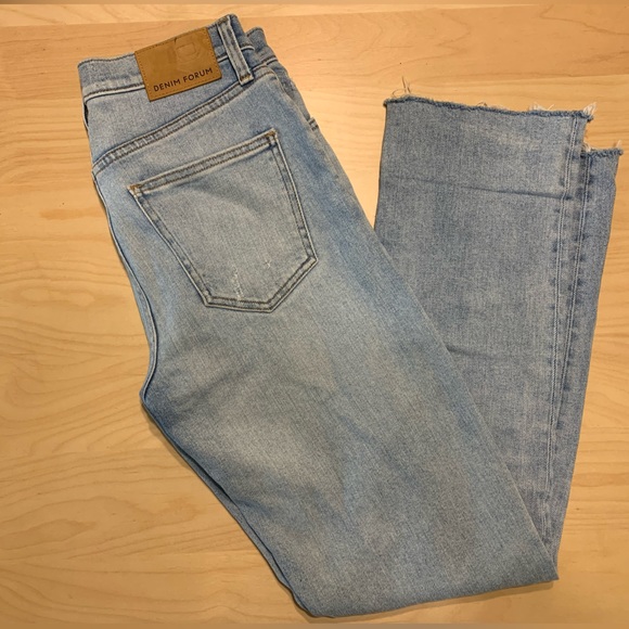 Denim forum jeans, barely worn - Picture 6 of 8